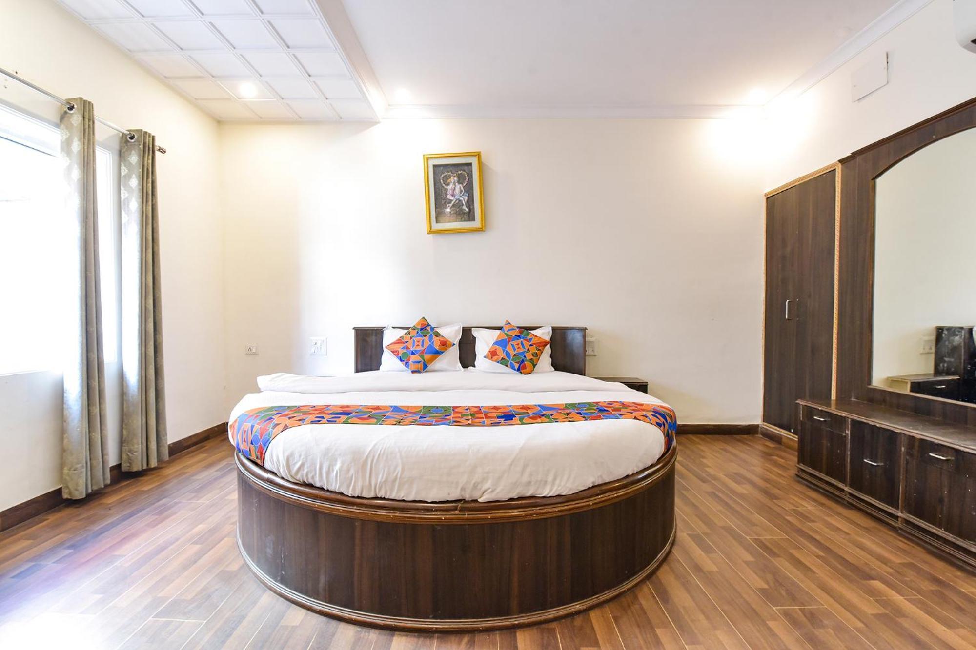 OYO Flagship 70090 Hotel Basera Haridwār Extérieur photo