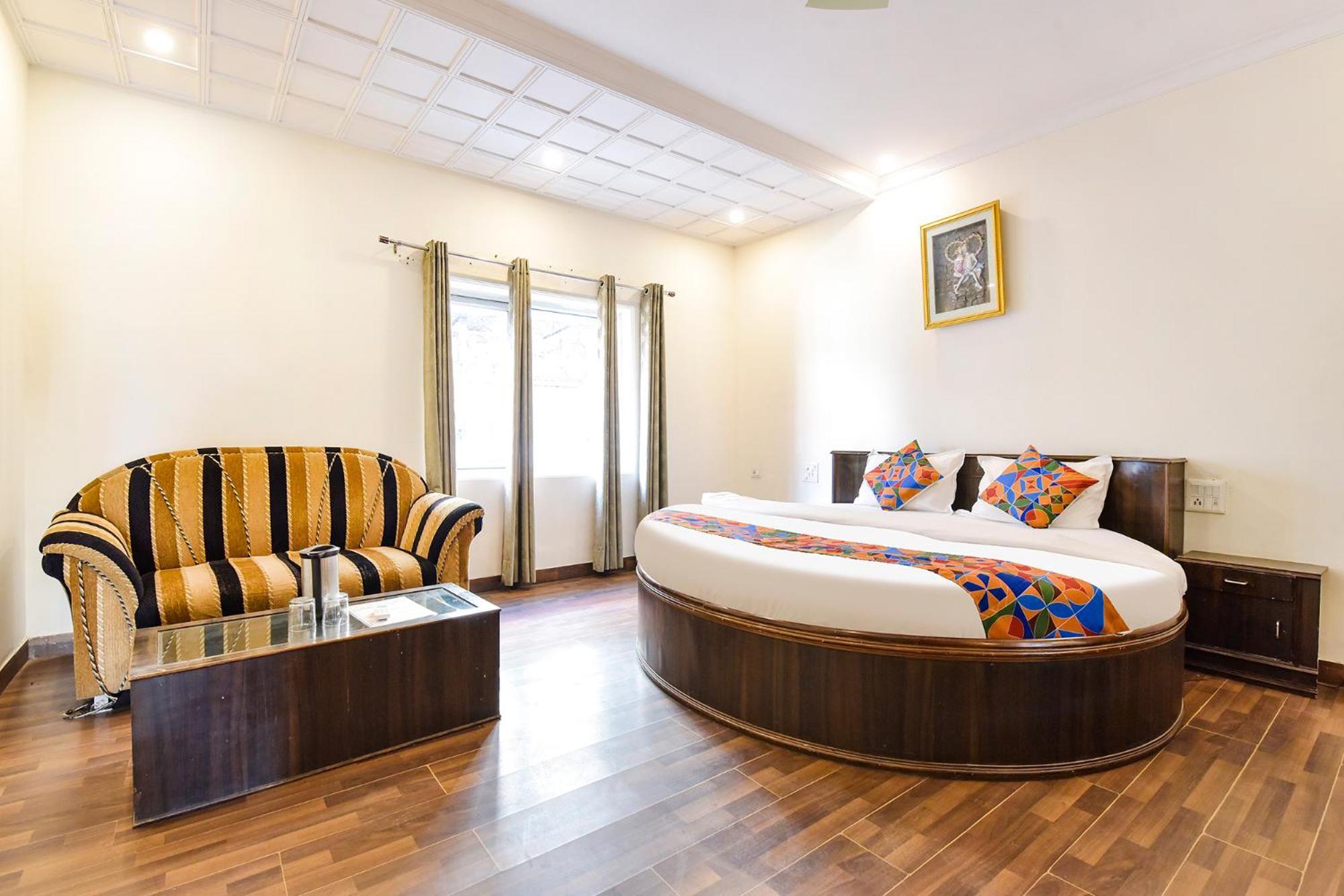 OYO Flagship 70090 Hotel Basera Haridwār Extérieur photo